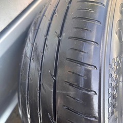 ESTATUS ホイールタイヤセット　タイヤサイズ215/45ZR18 ヴォクシー70につける事可能　PCD 114.3の画像