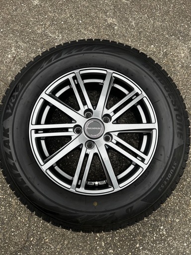 ホイールバルミナ ブリヂストンスタッドレスタイヤ215/65R16