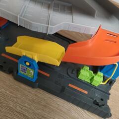 HotwHeels 立体駐車場の画像