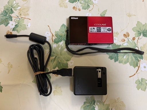 Nikon COOLPIX S70 クリスタルレッド (カツドン) 志紀のカメラ Nikon COOLPIX S70 クリスタルレッド (カツドン) 志紀のカメラ