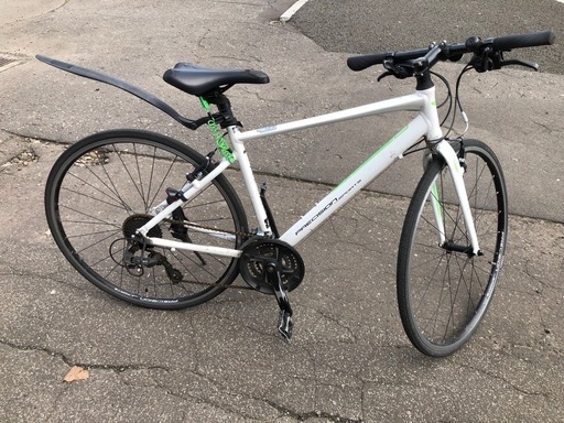 防犯登録解除済み 28インチ 24段切り替え クロスバイク