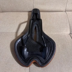 自転車サドルの画像