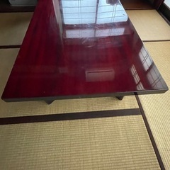 値下げしました。しっかりしたテーブル。の画像