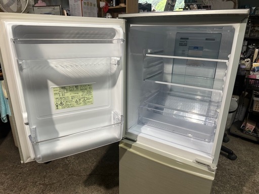 シャープ 137L 2ドア冷蔵庫(ゴールド系)SHARPプラズマ シャープ 137L 2ドア冷蔵庫(ゴールド系)SHARPプラズマ