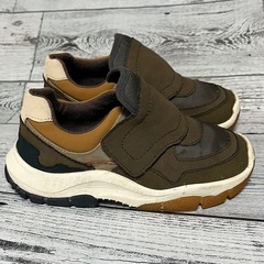 ZARA スニーカー 靴 17.0cm 子供の画像