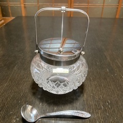 【新品未使用】カメイガラス　クリスタル製　調味料入れセット　モダンカットコレクション　シュガーポット　醤油差し　オイル差し　塩コショウ入れ　の画像