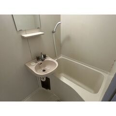 初期費用50000円物件（分割払いなどはありません）弊社より初期費用がが安い条件がありましたらご対応いたします。家賃１カ月無料＆仲介手数料0円＆家財保険全て含まれております。 リブレス川口Ⅰ 物件待ち合わせにてご見学＆ご契約可能です。お問い合わせお待ちしております  LINE公式アカウントに登場！お得な情報を受け取るには、以下のリンクから友だち追加してください。https://lin.ee/g7Kl1pG - 不動産