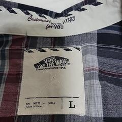 VANS 半袖シャツの画像