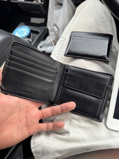 Burberry 二つ折り財布　カードケース