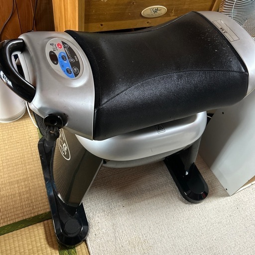座む〜馬 (みぃなぁ) 中頭の美容家電《ボディケア》の中古 座む〜馬 (みぃなぁ) 中頭の美容家電《ボディケア》の中古