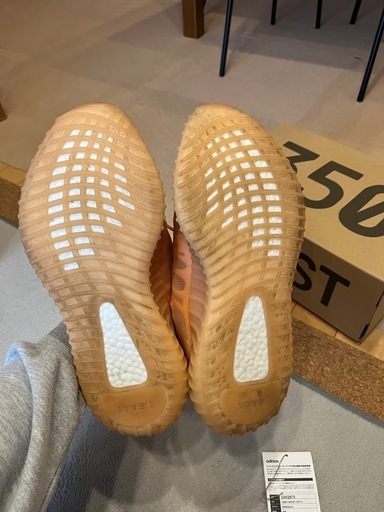 美品❗️adidas YEEZY Boost 350 V2 