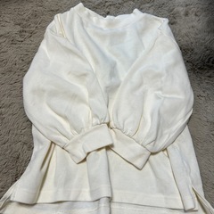 レディース服たくさんの画像