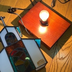 ステンドグラス教会照明機器の画像