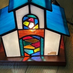 ステンドグラス教会照明機器の画像