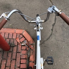 防犯登録解除済み 20インチ 自転車 ライト付きの画像