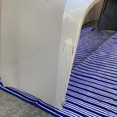 中古 トヨタエスクァイア ZRR80G-CPXGP リアバンパー　 パールホワイト 07052159-28965の画像
