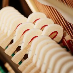 スタインウェイ設計　ESSEX（エセックス）EUP111E　中古ピアノ　小型ピアノ 　現物確認・試弾大歓迎！の画像