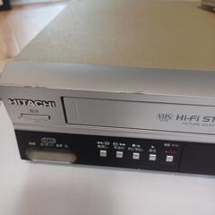 【貴重】HITACHI DVL-PF9 + VHSテープ ６本の画像