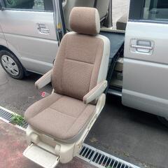 サイドリフト乗降車の画像