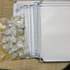 組み立て式　収納棚の画像