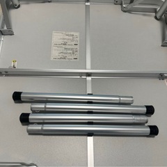 女性限定Colemanナチュラルモザイクリビングテーブル　　60✖️60 二人用の画像