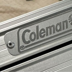 女性限定Colemanナチュラルモザイクリビングテーブル　　60✖️60 二人用の画像