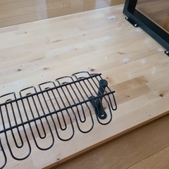 【テレワーク向き】デスクセット（IKEA天板＋脚＋ケーブルトレー）の画像