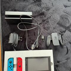 Nintendo Switch 本体 + プロコンの画像