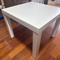 【IKEA】スクエアテーブルの画像