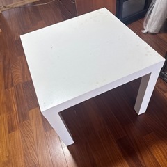 【IKEA】スクエアテーブルの画像