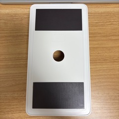 山崎実業(Yamazaki) マグネットコンパクトティッシュケース ホワイト 【対応サイズ：内寸約W10.5×D4.5×H20.5cmのソフトパックティッシュ 】の画像