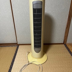 タワー型扇風機　ヤマゼン製