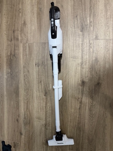 マキタ(Makita) 充電式クリーナ（白） 18V