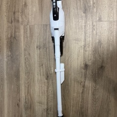 マキタ(Makita) 充電式クリーナ（白） 18V