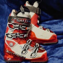 スキーブーツ22.5cm　ショートスキーのセットの画像