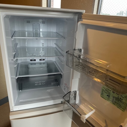 引取】MITSUBISHI三菱冷蔵庫 146L MR-P15G-W1☆2022年製☆動作 引取】MITSUBISHI三菱冷蔵庫 146L MR-P15G-W1☆2022年製☆動作