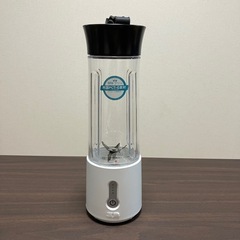 ミキサー ジューサー  【米国PCT-G素材+304ステンレス】ジュース 500ml 野菜 果物 ハンドミキサー フルーツ スムージー ブレンダー 離乳食用 栄養補充 お手入れ簡単 防水 4000mAh USB充電式 コードレスの画像