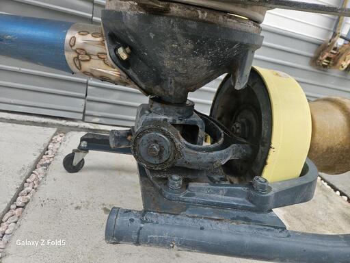 堆肥散布機　スター農機 自走肥料散布機 - 株式会社デリカ