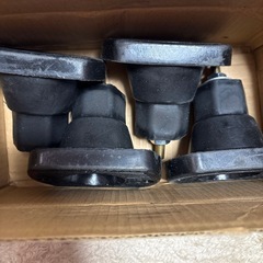 エアコン室外機 ゴム防振架台の画像