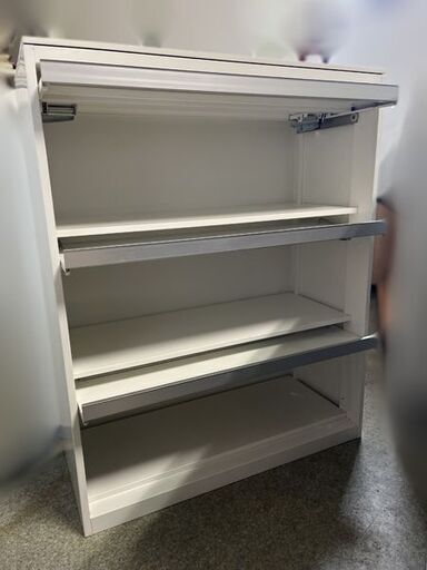【自社配送は札幌市内限定】雑誌架 スチール製 マガジンラック パンフレットラック 3段 本棚 キャビネット 業務用 オフィス家具 扉内部格納式