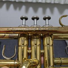 YAMAHAトランペット YTR2335 ケース付きの画像
