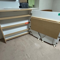 収納できる机＆棚