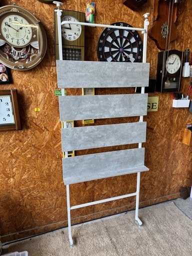 D2806   パーテーション　ウォールラック　突っ張りラック　Dention