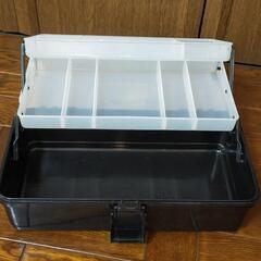 【訳あり】アイリスオーヤマ マイキット 
工具収納 工具箱 ケース クリアブラック 
万能ケース 収納ボックス ツールボックス DIY
アウトドア キャンプ 小物入れ 2段式トレーの画像