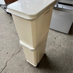 D2402 ゴミ箱　2段