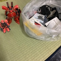 ガンプラ　サザビー＆シャア専用ザクの画像