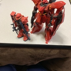 ガンプラ　サザビー＆シャア専用ザクの画像