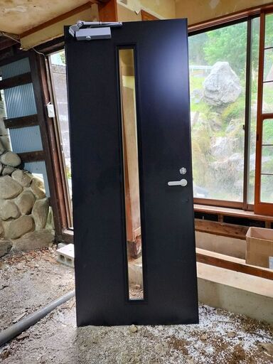 鍵付きドア２枚、仕切板１枚　合計３枚セット