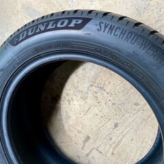 DUNLOP SYNCHRO WRATHER ACTIVE TREAD 215/55R17 94V M+S 中古タイヤ4本セットの画像