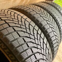 DUNLOP SYNCHRO WRATHER ACTIVE TREAD 215/55R17 94V M+S 中古タイヤ4本セットの画像